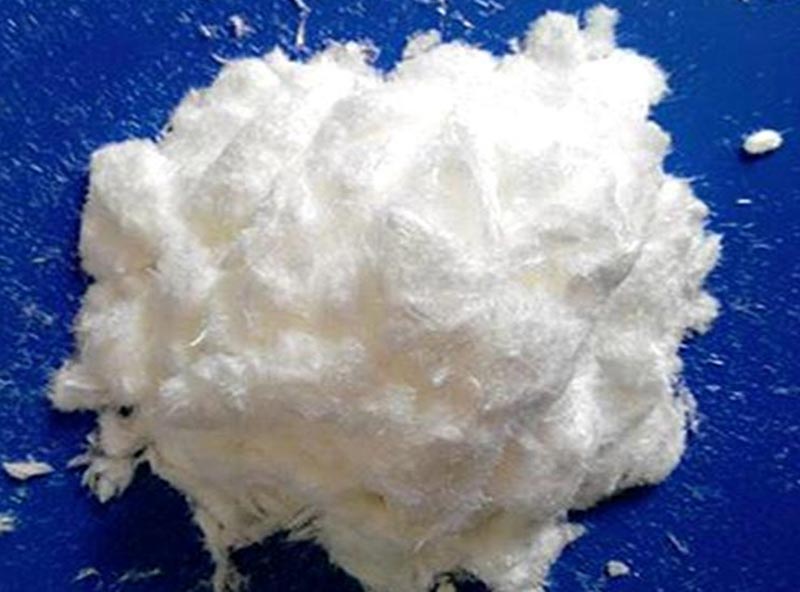 用酒精制作溶劑的反應(yīng)，換成普通飲用酒的反應(yīng)會(huì)怎樣呢？